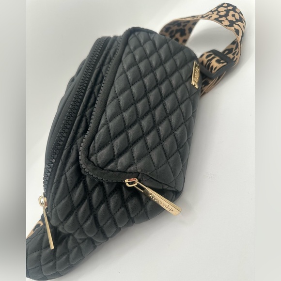 Kensie Black Quilted Fanny Pack w/ Leopard Strap – EUC ♥️ - Picture 5 of 17